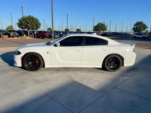 2016 Dodge Charger SRT Hellcat