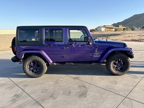 2017 Jeep Wrangler Unlimited Sahara