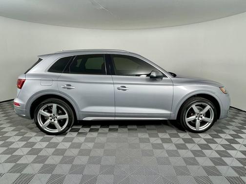 2021 Audi SQ5 Premium Plus