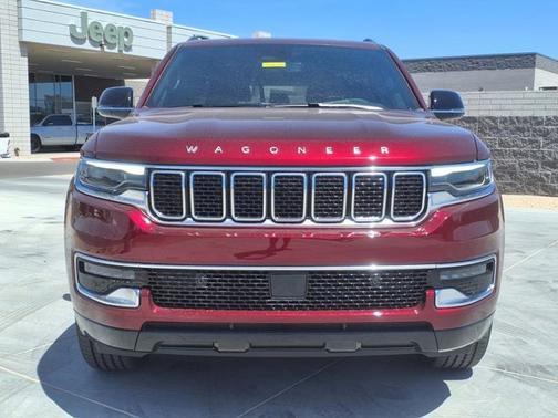 2025 Jeep Wagoneer Base