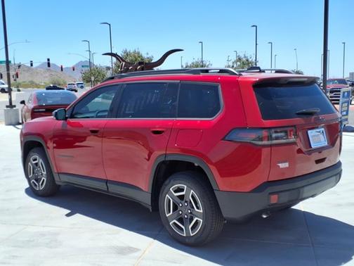 Red Hot Pearlcoat 2026 Jeep Cherokee Limited