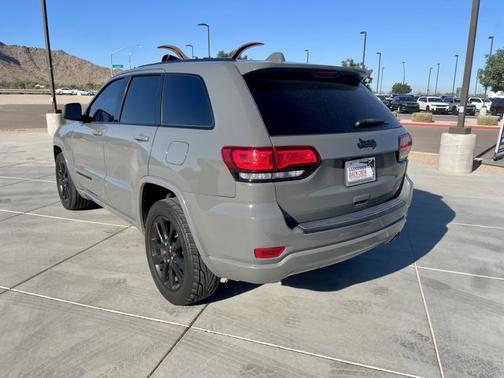 2020 Jeep Grand Cherokee Altitude