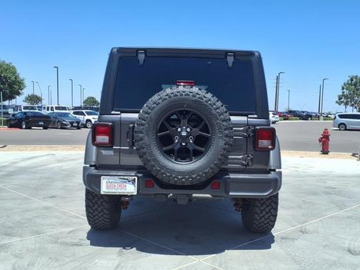 2025 Jeep Wrangler Willys