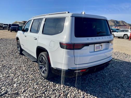 Bright White Clearcoat 2025 Jeep Wagoneer Base