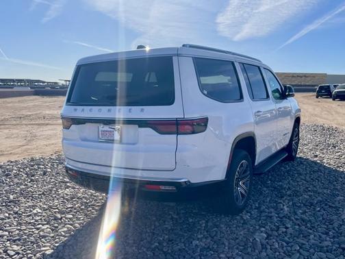 Bright White Clearcoat 2025 Jeep Wagoneer Base