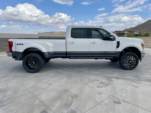 2019 Ford F-350 LARIAT