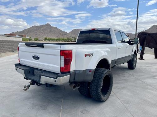 2019 Ford F-350 LARIAT