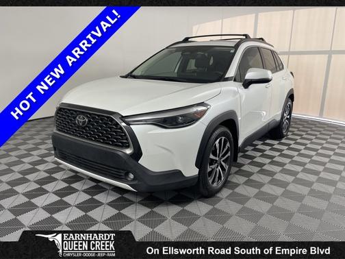 Wind Chill Pearl 2024 Toyota Corolla Cross XLE