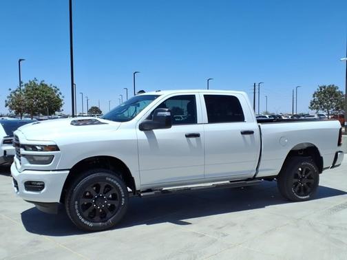 Bright White Clearcoat 2026 RAM 3500 Big Horn