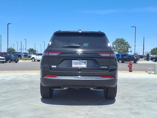 2025 Jeep Grand Cherokee Laredo X
