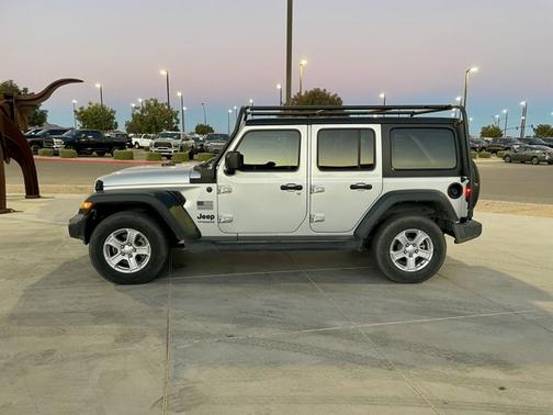 2022 Jeep Wrangler Unlimited Sport S