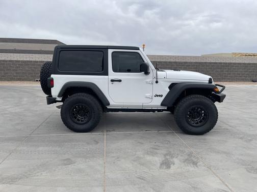 Bright White Clearcoat 2021 Jeep Wrangler Sport S