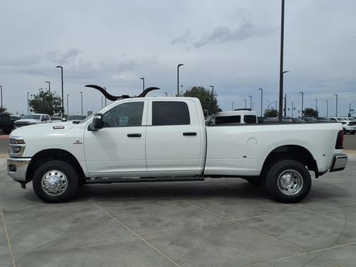 Bright White Clearcoat 2026 RAM 3500 Tradesman