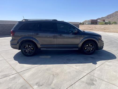 2018 Dodge Journey Crossroad