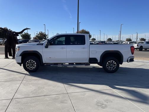 2022 GMC Sierra 2500 AT4