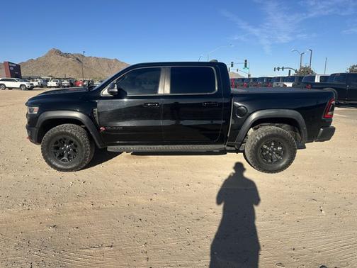 Diamond Black Crystal Pearlcoat 2021 RAM 1500 TRX