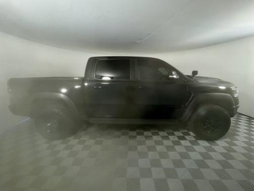 Diamond Black Crystal Pearlcoat 2021 RAM 1500 TRX