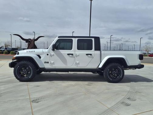 2025 Jeep Gladiator Willys