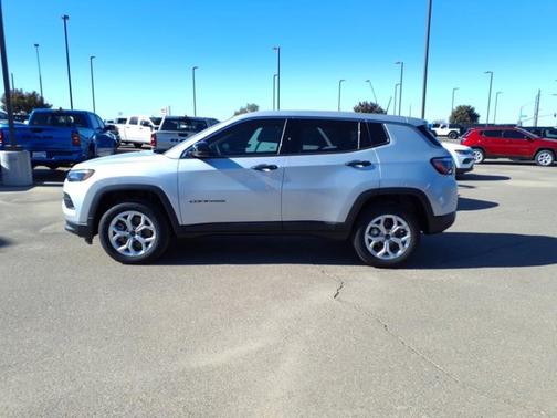 2025 Jeep Compass Sport