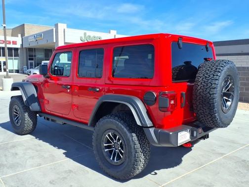 Firecracker Red Clearcoat 2026 Jeep Wrangler Rubicon