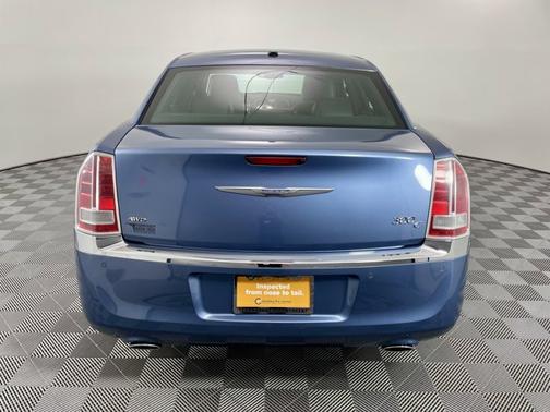 2011 Chrysler 300 300C