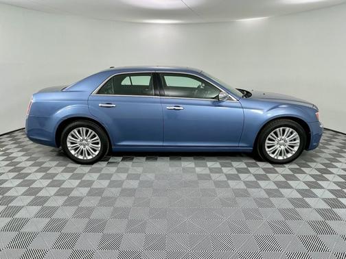 2011 Chrysler 300 300C