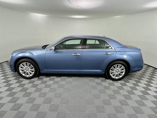 2011 Chrysler 300 300C