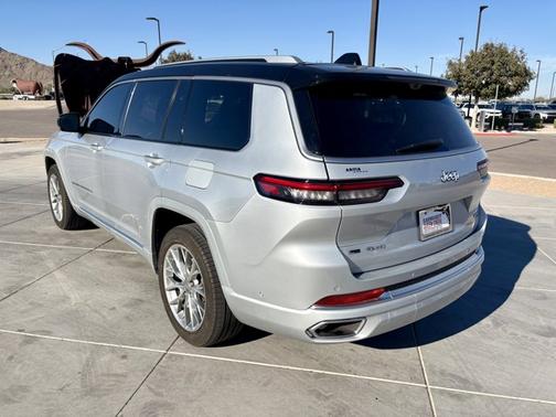 2023 Jeep Grand Cherokee L Summit