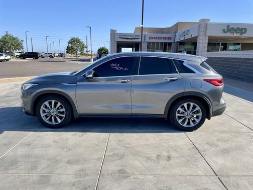 2021 INFINITI QX50 LUXE