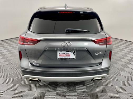 2021 INFINITI QX50 LUXE
