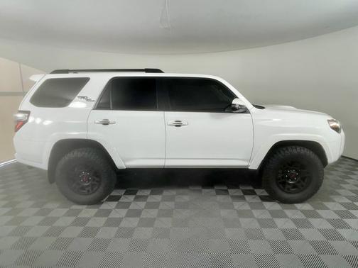 Ice 2024 Toyota 4Runner TRD Off Road