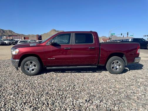 Delmonico Red Pearlcoat 2023 RAM 1500 Big Horn