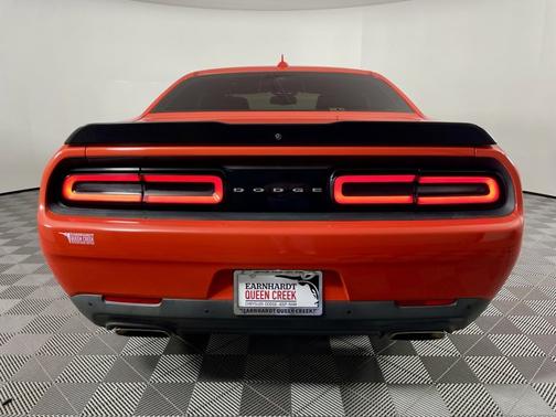 2016 Dodge Challenger 392 Hemi Scat Pack Shaker