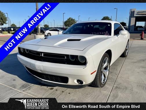 2016 Dodge Challenger SXT