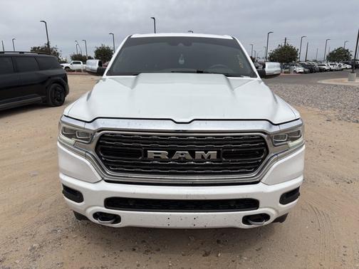 Ivory White Tri-Coat Pearlcoat 2020 RAM 1500 Limited