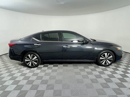 2021 Nissan Altima 2.5 SL