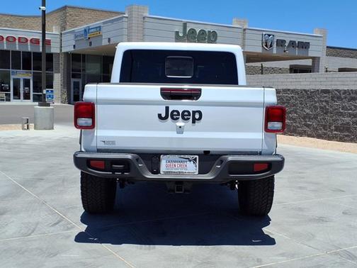 2025 Jeep Gladiator Nighthawk