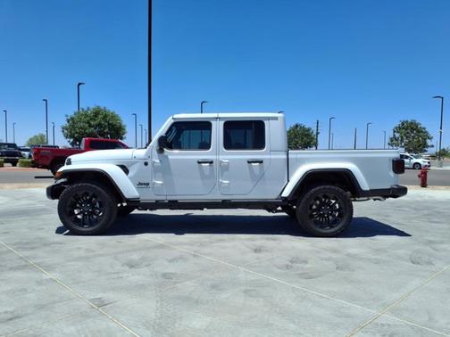 2025 Jeep Gladiator Nighthawk