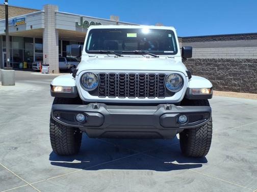 2025 Jeep Gladiator Nighthawk