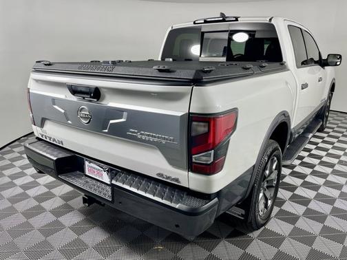 2023 Nissan Titan Platinum Reserve