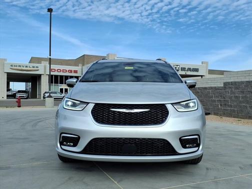 2026 Chrysler Pacifica Pinnacle