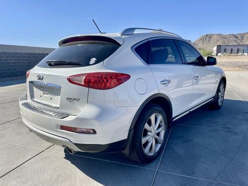 2017 INFINITI QX50 Base