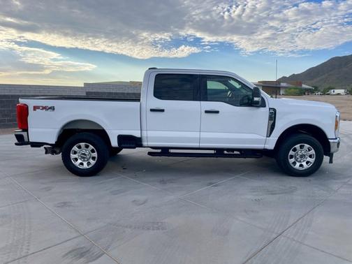 2023 Ford F-250 XLT