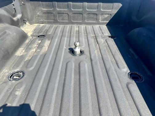 Billet Silver Metallic Clearcoat 2022 RAM 3500 Laramie