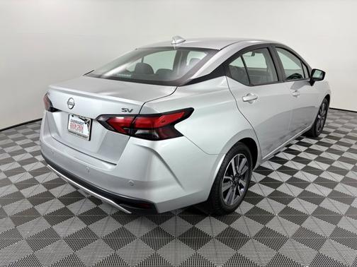 2023 Nissan Versa SV