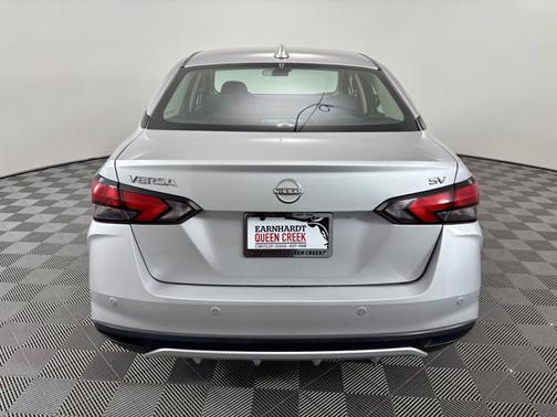 2023 Nissan Versa SV