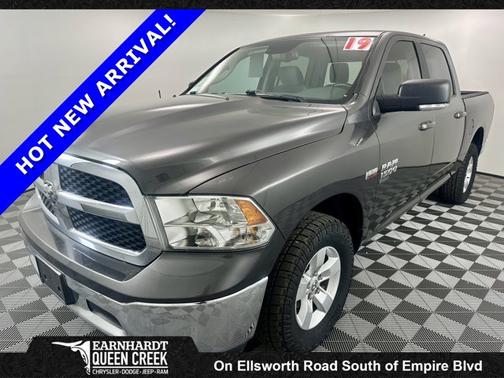 Granite Crystal Metallic Clearcoat 2019 RAM 1500 SLT
