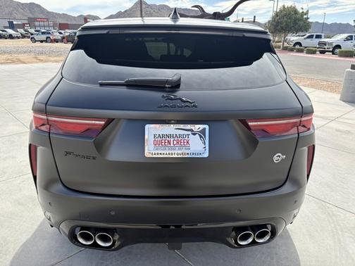 2022 Jaguar F-PACE SVR