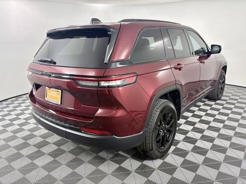 2024 Jeep Grand Cherokee Altitude X