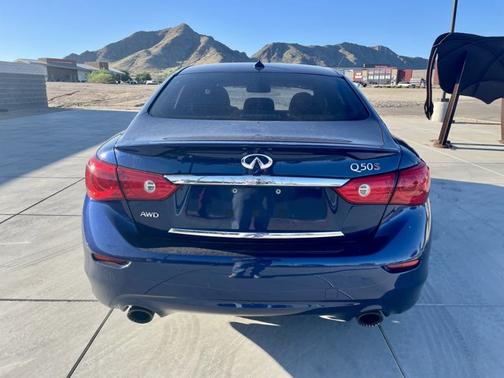 2017 INFINITI Q50 Red Sport 400